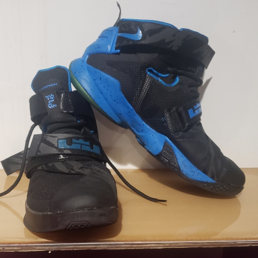 Nike Lebron 9
